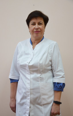 Заместитель главного врача по медицинской части (по терапии) Смолякова Елена Валентиновна